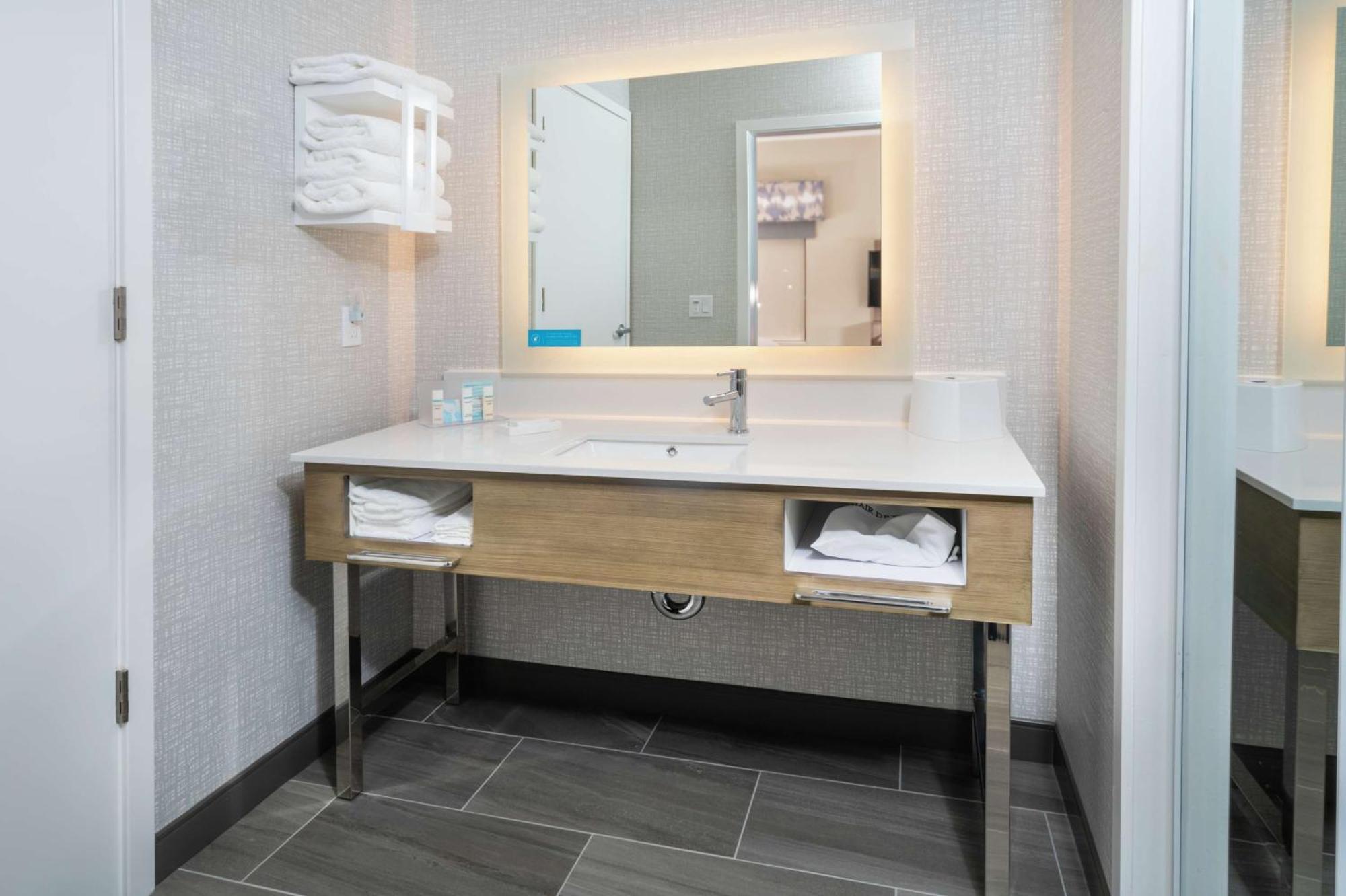 Hampton Inn & Suites Santa Maria Luaran gambar
